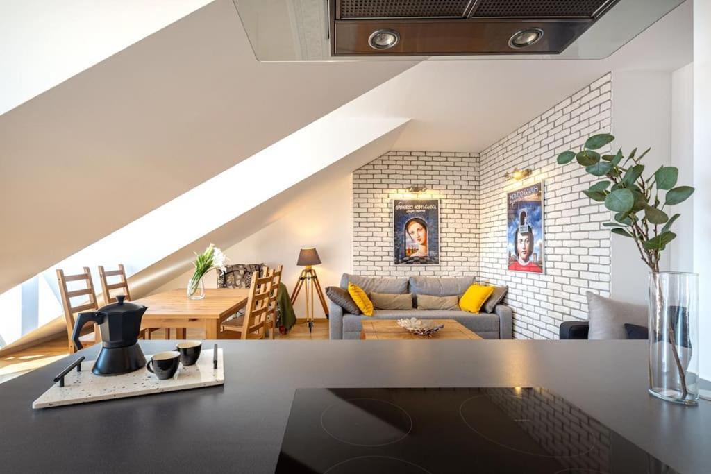 Апартаменты Urbannest Szafarnia 7-71 Гданьск Экстерьер фото